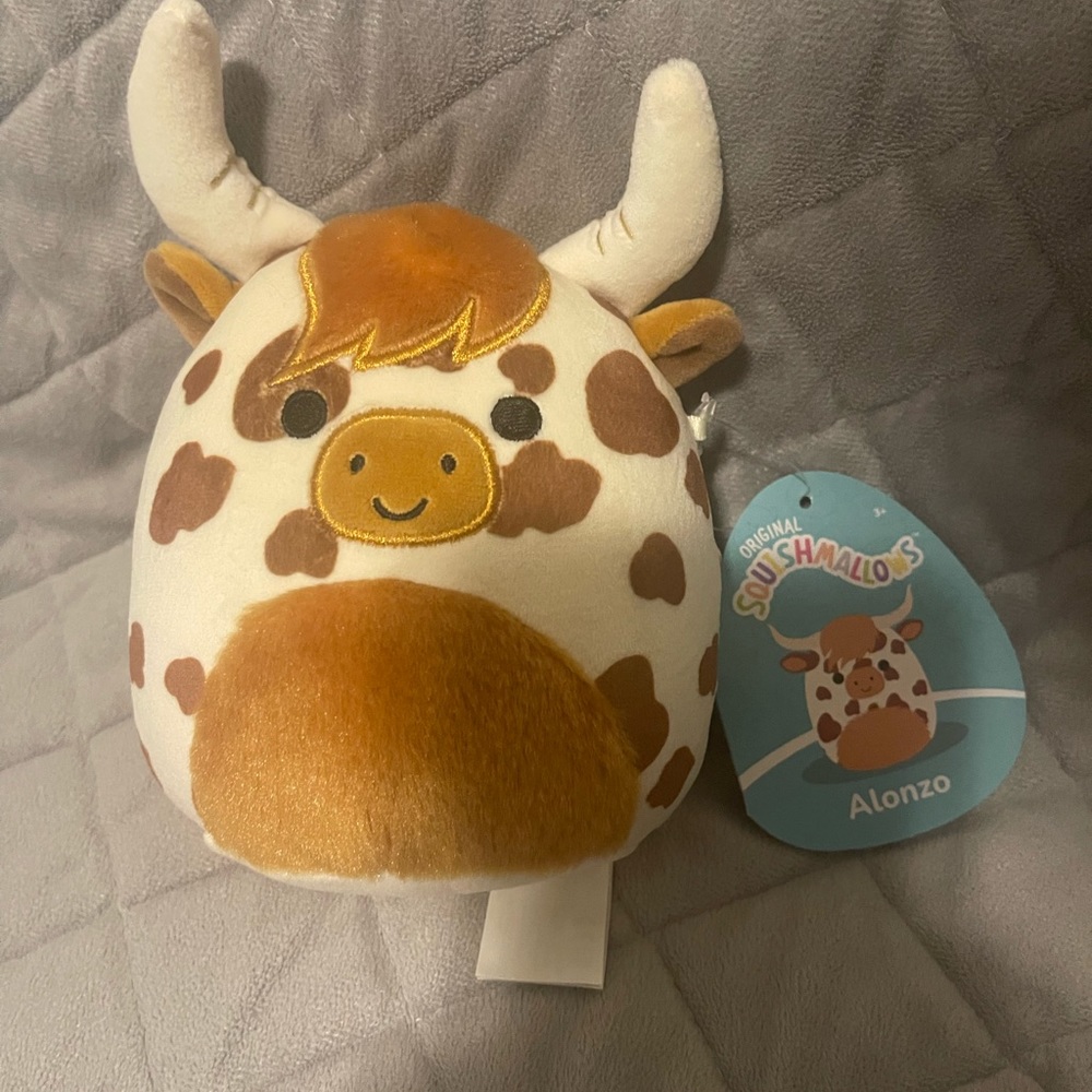 Alonzo squishmallow